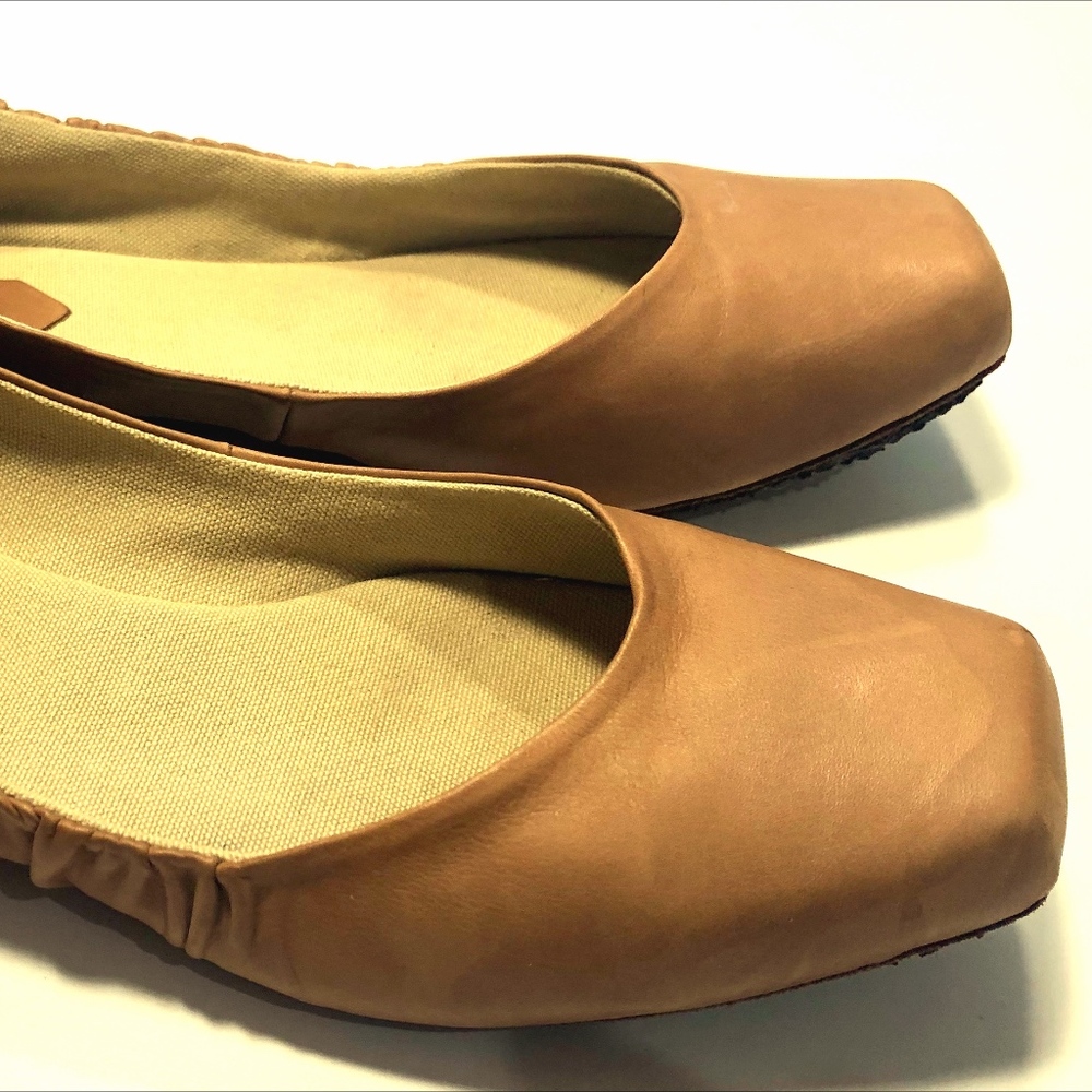 Ballet flats